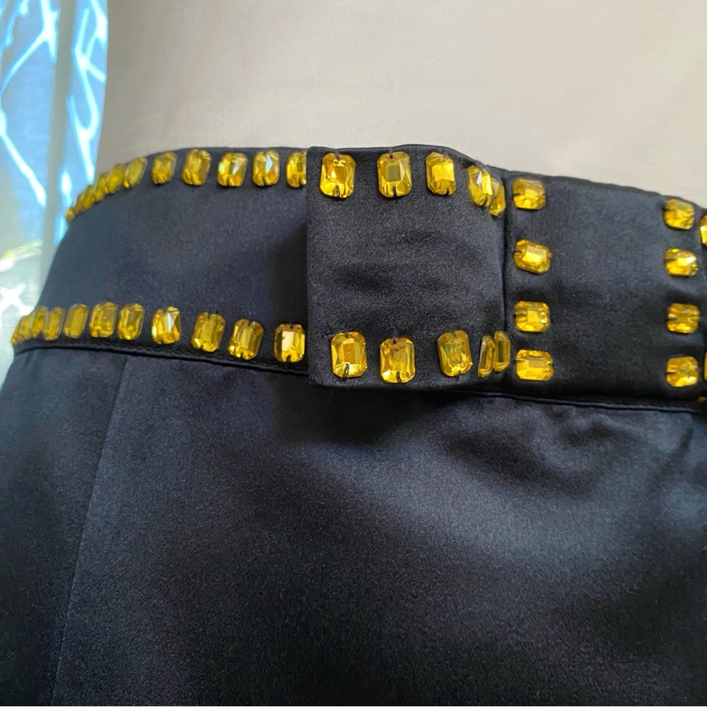 RED VALENTINO YELLOW GOLD BEJEWELED RHINESTONE BOW WAISTBAND BLACK SILK SKIRT - Picture 2 of 12